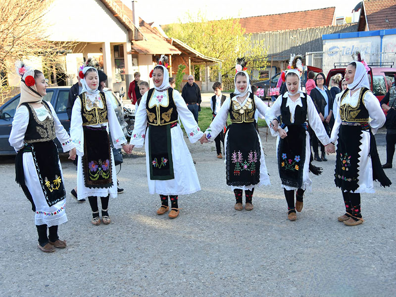 Фолклор није само игра, то је много више од тога!